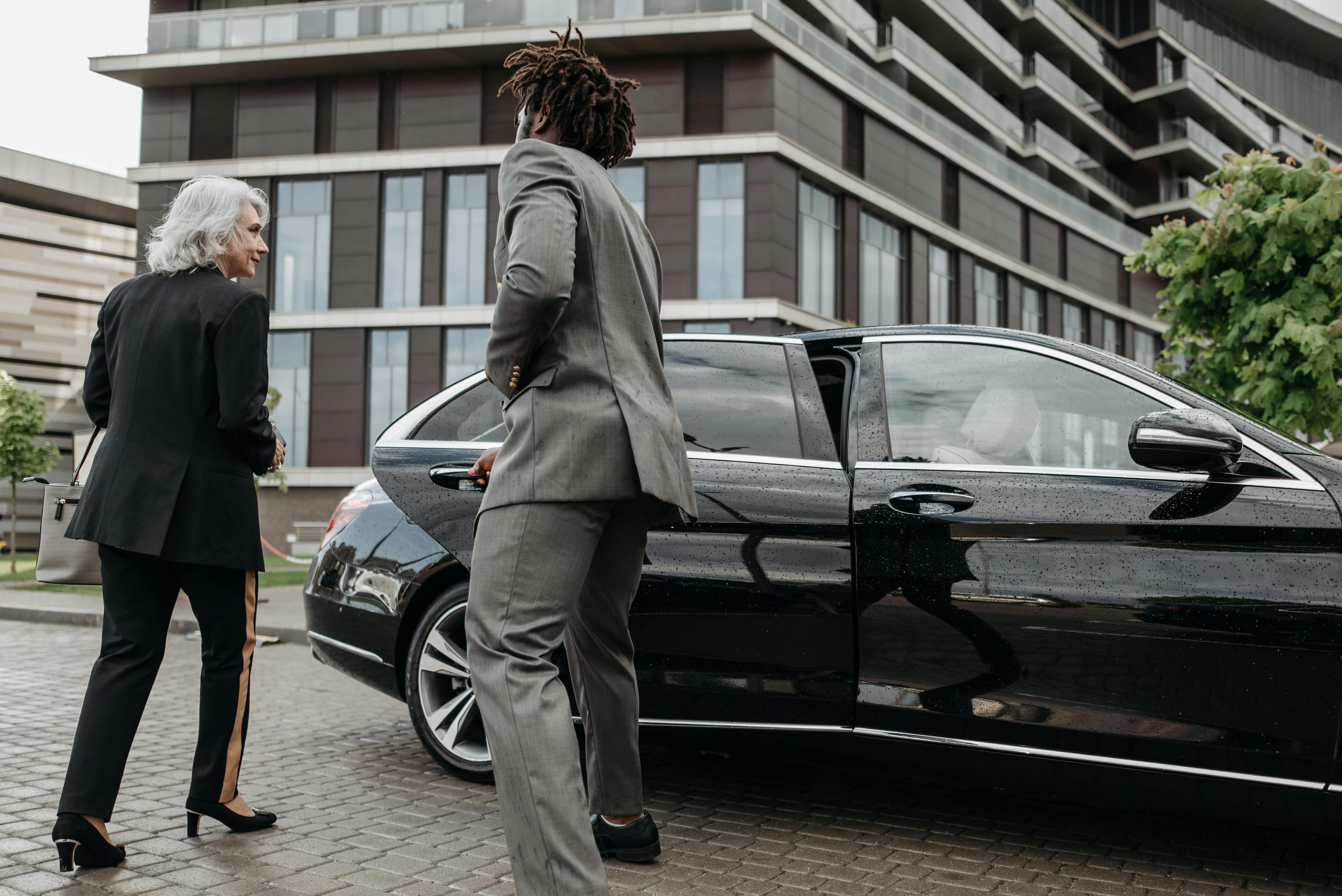 Chauffeur car